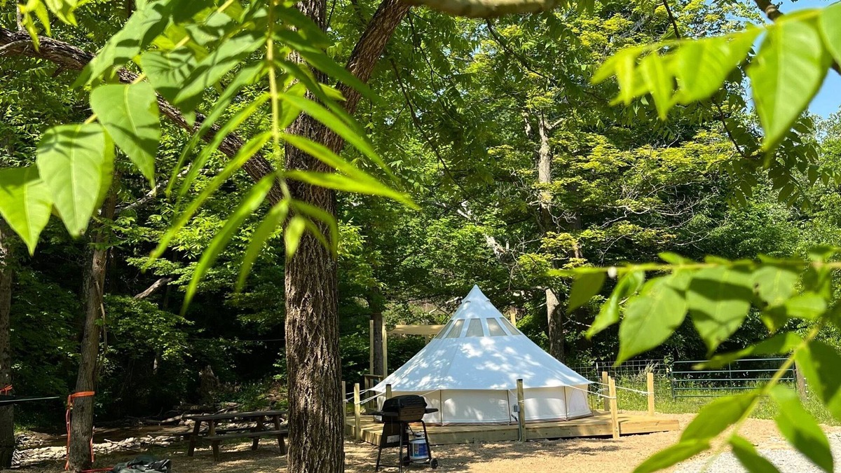 Gans RV Rental | Canvas Bell Tent on Working Farm in Historic Laurel Highlands
