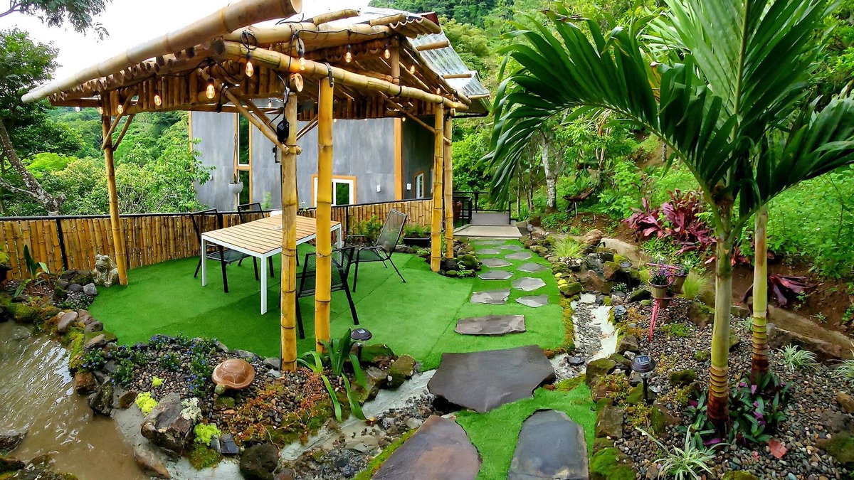 Ciudad Colon House | Canyon Casa: Direct Riverfront :20 Minutes to the SJO Airport !