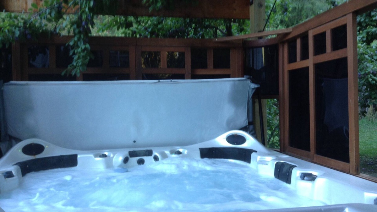 Leavenworth Cabin | Canyon Loft. Not Too Far, Not Too Close. Private Stay. STR # 000795