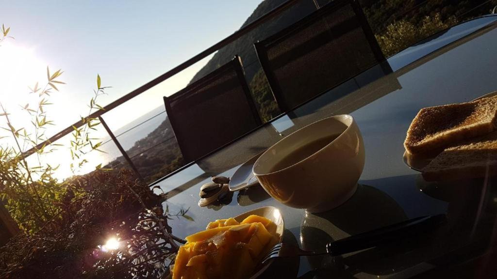 Figarella Apartment | Cap Corse uribellinu 1, Petit déjeuner