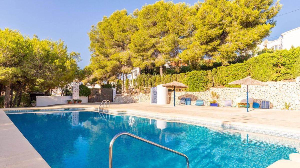 Arnella House | Cap d'Or House