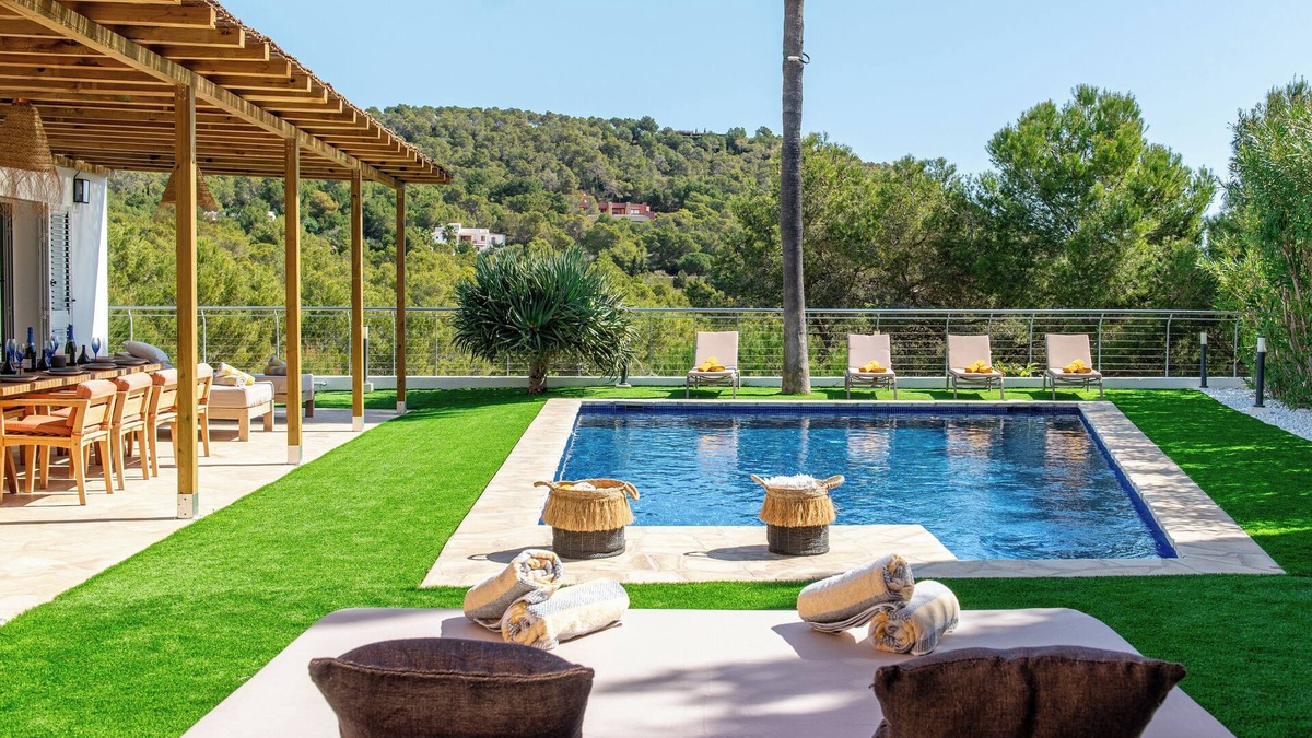 Puig Manya House | Cap Martinet Talamanca Vila Can Tashellu, Boutique 5 bed - Sea and Forest View