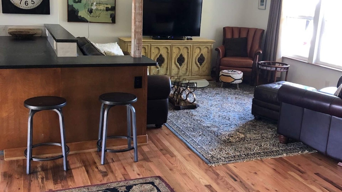 Anacortes House | Cap Sante Modern Ranch 1/2 Block from Waterfront- Walk to Downtown- Water View