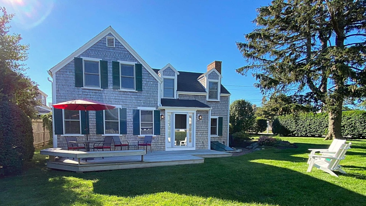 Hyannis Port House | Cape Beach House Getaway * Steps to an Ocean Beach