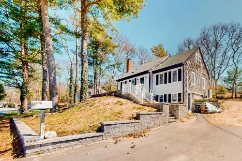 Buzzards Bay House | Cape Breeze