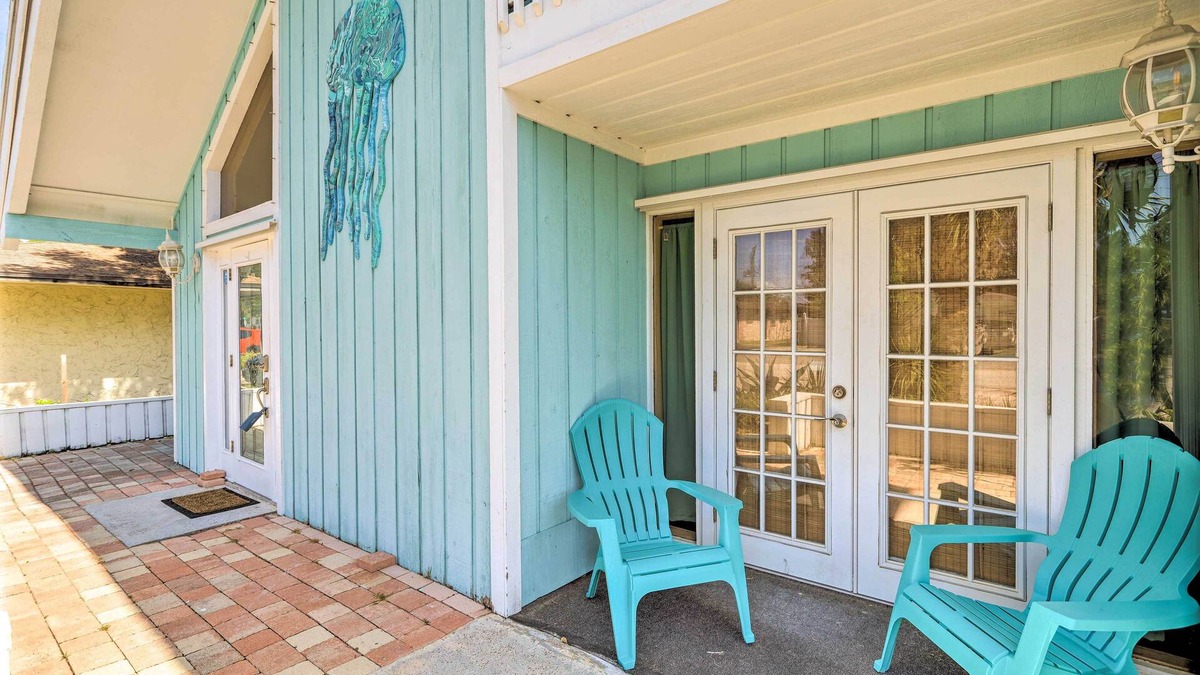 Port Canaveral Cottage | Cape Canaveral Cottage w/Pool - Walk to Beach!