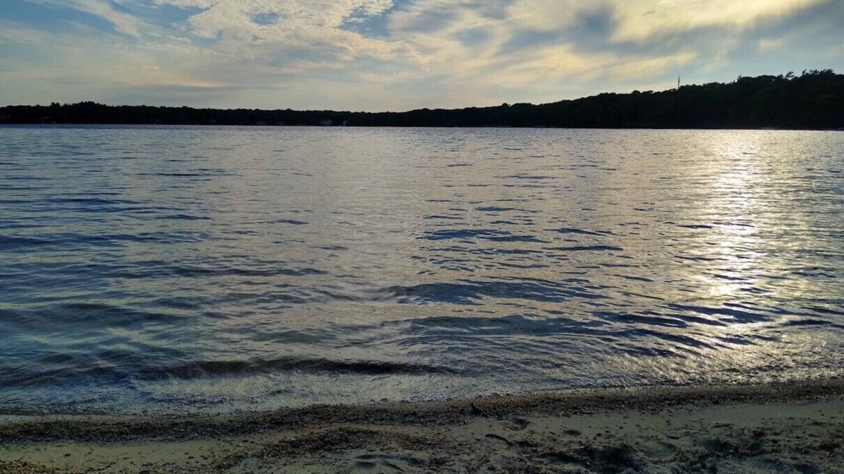 Centerville Cottage | Cape Cod Cottage, Short Walk to Wequaquet Lake Private Beach and Cranberry Bogs