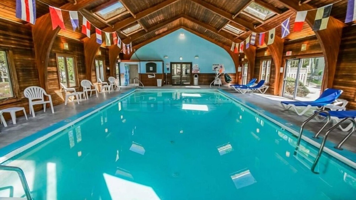 New Seabury Condo | Cape Cod Stylish 2BR Condo w Indoor Pool and Tennis Court