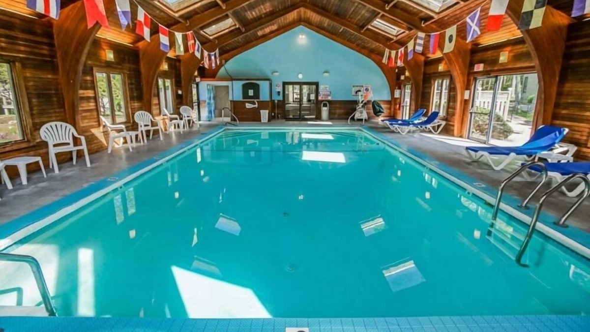 New Seabury Condo | Cape Cod Vibrant 2BR Condo w Indoor Swimming Pool & Games Room