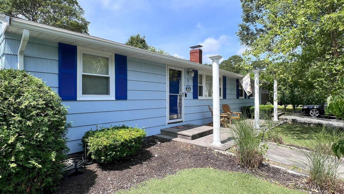 South Yarmouth House | Cape Escape - Inviting Home, Close to Beaches