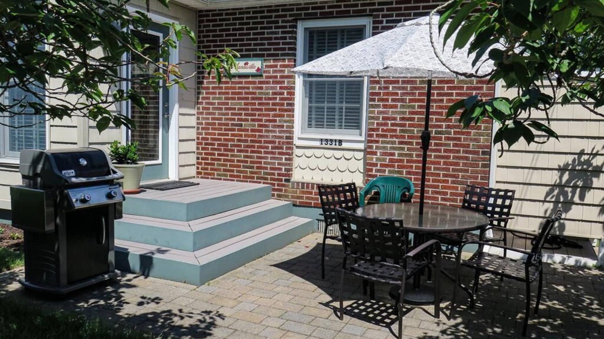 Village Green House | Cape May Peaches, Fully renovated Village Green quad that offers a bright beach atmosphere