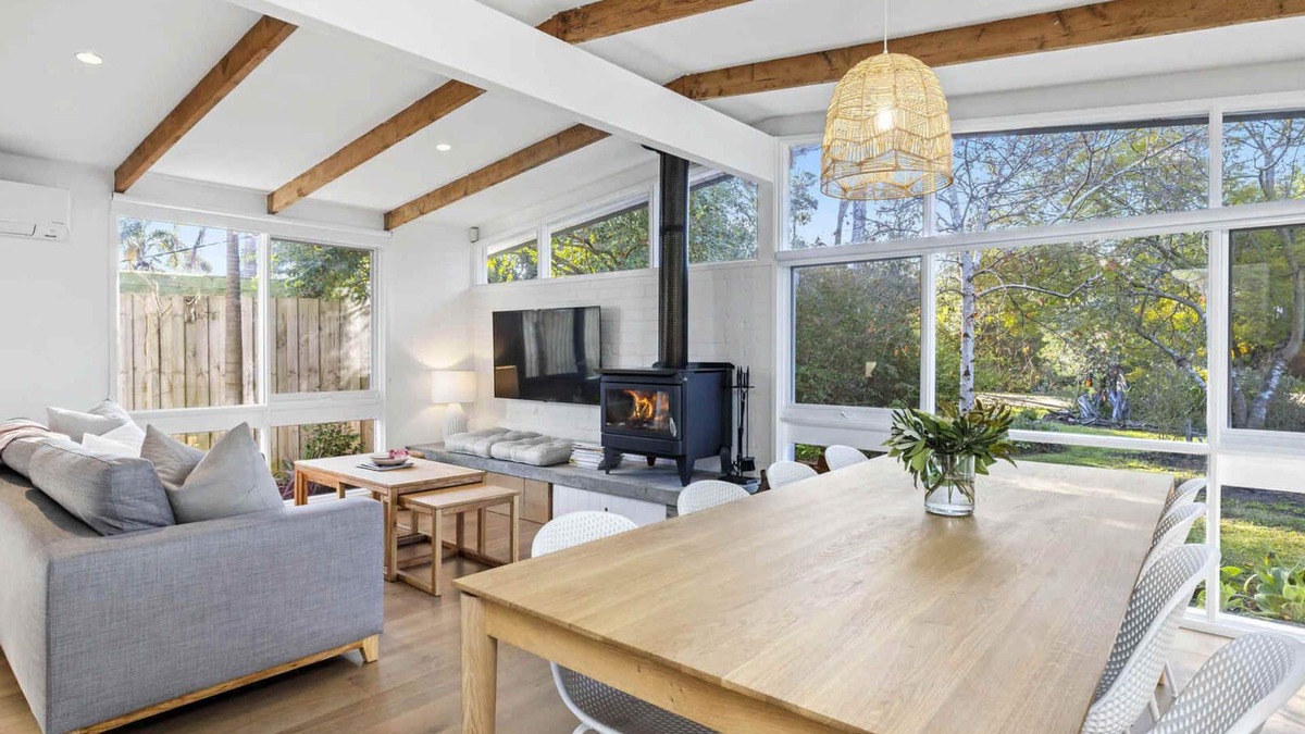 Capel Sound House | Capel Coastal Beauty