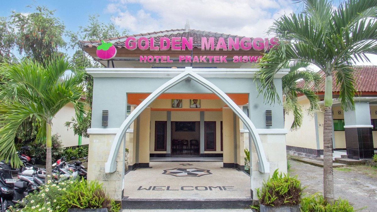 Kecamatan Janapria Hotel | Capital O 93391 Golden Manggis Hotel Near SMKN 1 Lingsar