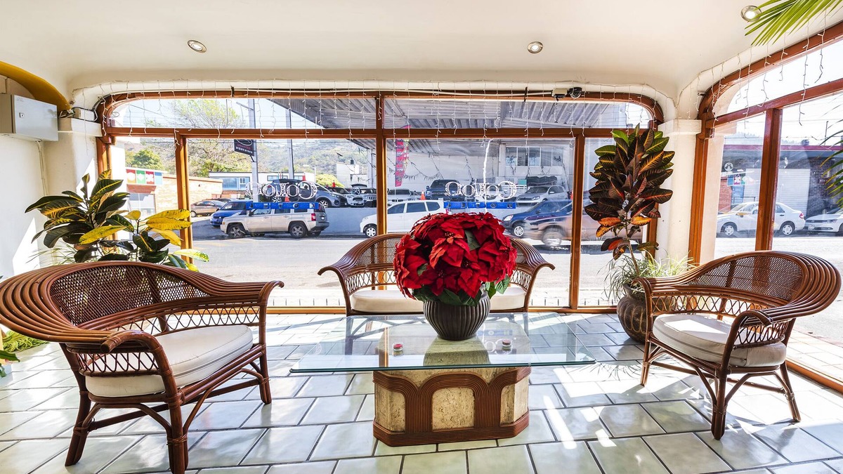 Ciudad Guzman Hotel | Capital O Colón, Ciudad Guzmán Jalisco