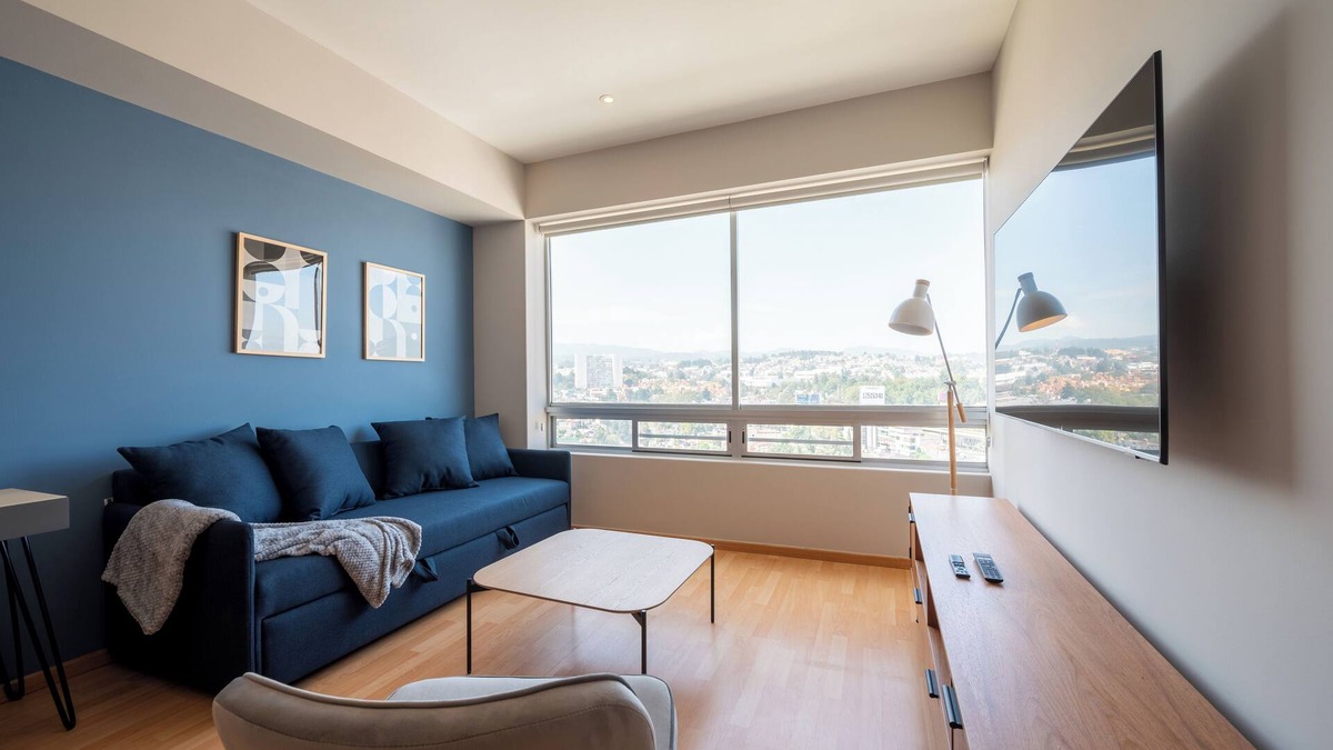 El Yaqui Condo | Capitalia - Luxurious Urban Retreat