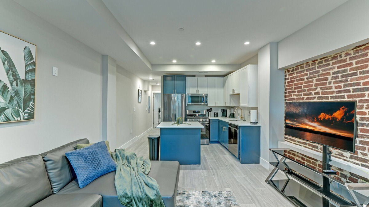 Truxton Circle Condo | Capitol Canvas: Artisan Condo in Prime Location, Pets Welcome, Gated Patio