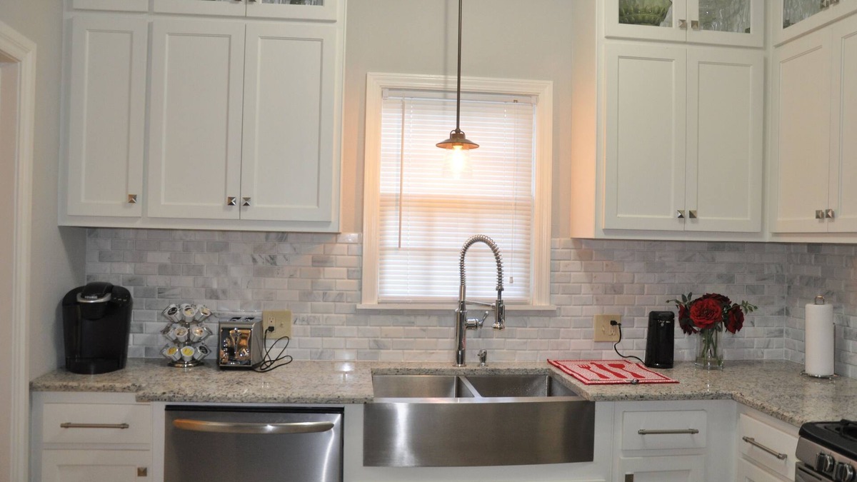 Central Oklahoma City House | Capitol House - Historic 5bed/3bath house near OUHSC,State Capitol and Downtown