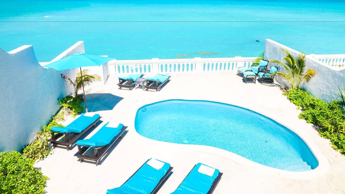 Nassau Villa | Caprice 9 Cable Beach Design Villa
