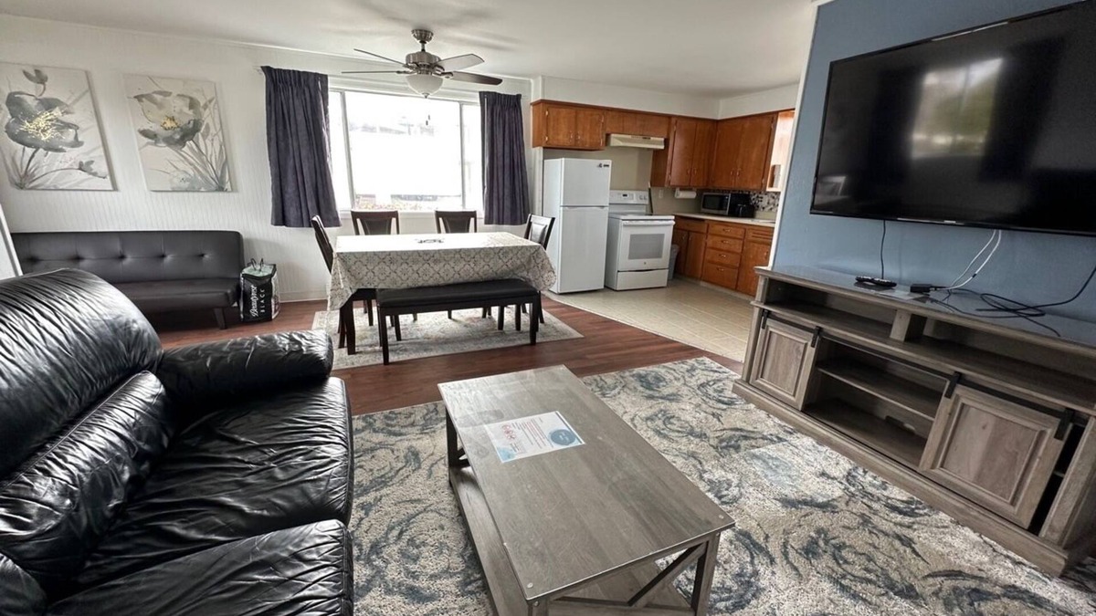 Charleston Hotel | Capt John's Motel
