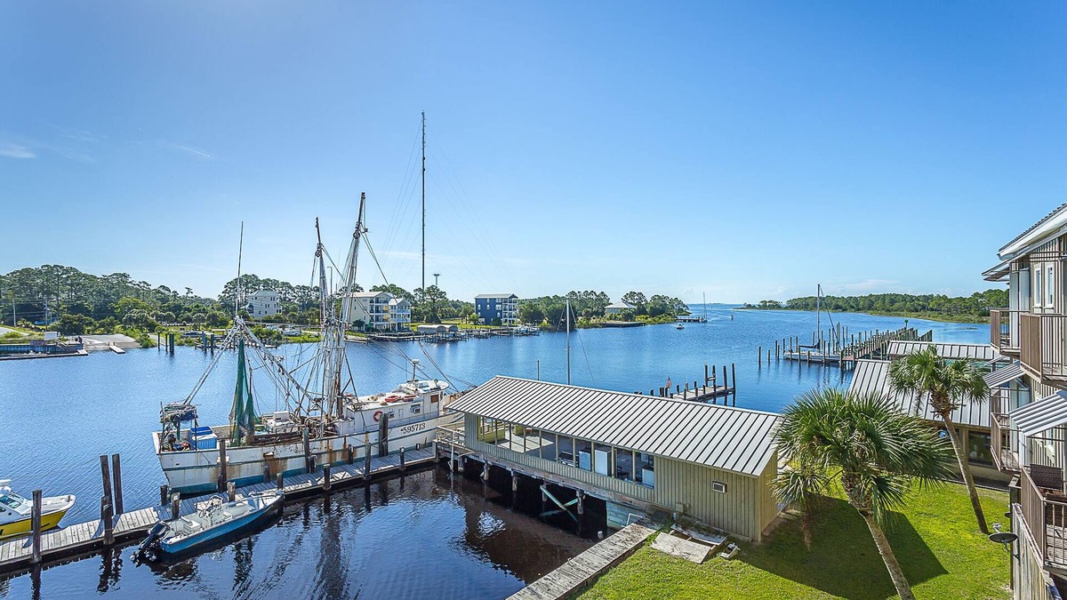 Carrabelle Condo | Captain Mac's Shack- Riverfront with Bay views