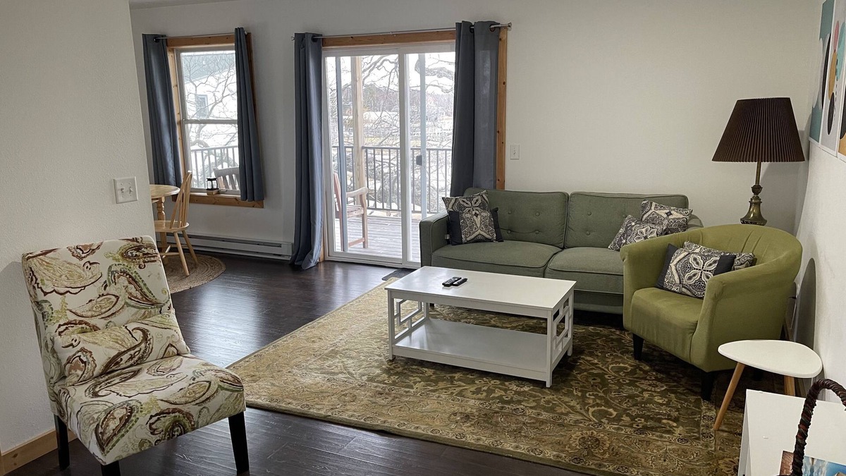 Beaver Island Apartment | Captain's Quarters @The Boat Shop - Overlooking Paradise Bay