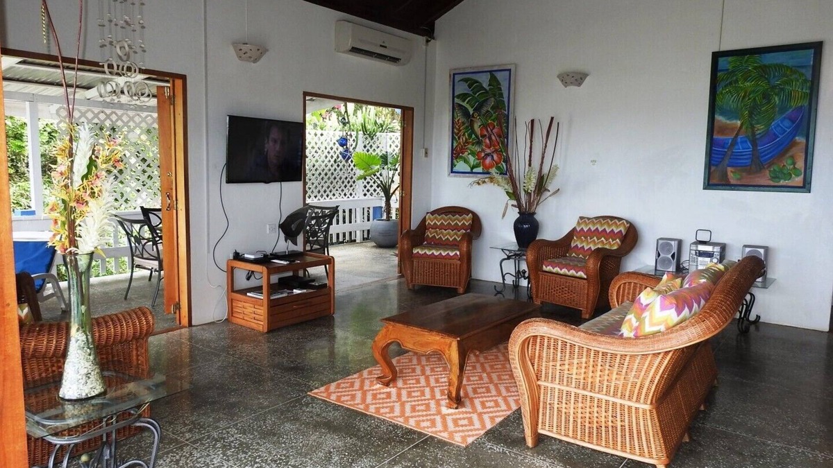 Black Rock House | Captain's Quarters at Bayview Villas, overlooking beautiful Stonehaven Bay
