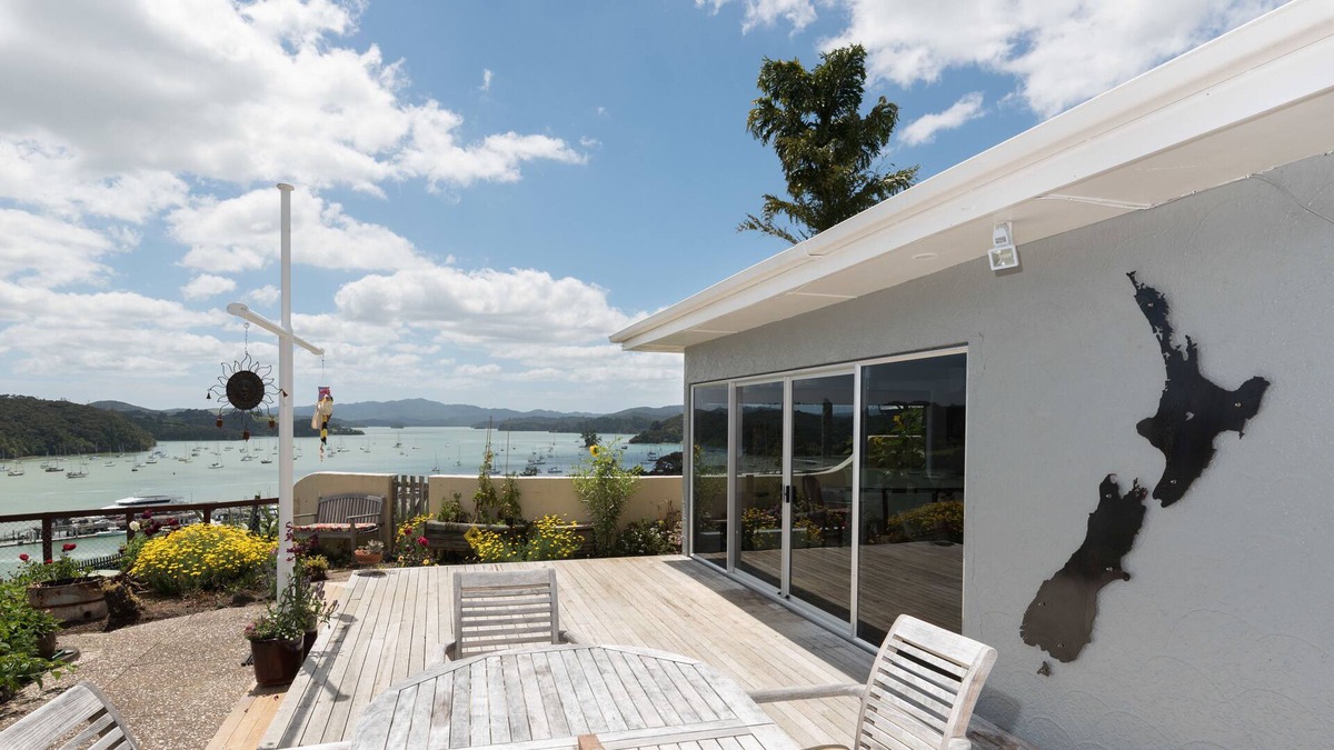 Opua Cottage | Captain's Quarters - Opua Holiday Home