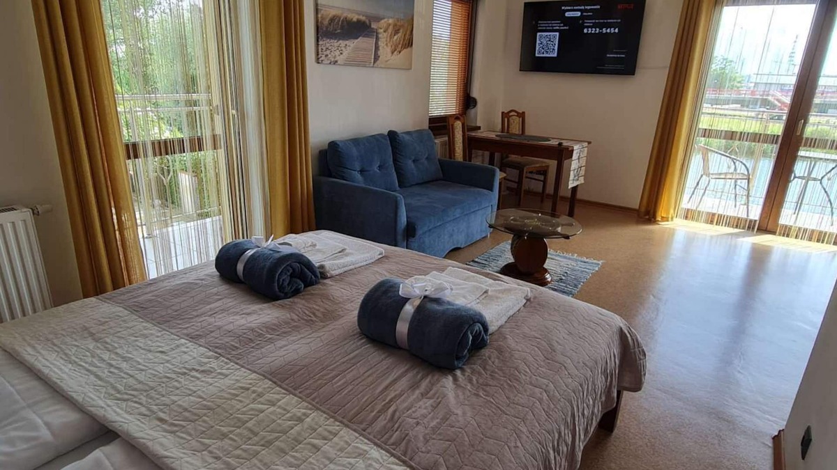 Dzielnica Uzdrowiskowa House | Captain's Villa * River View * Superior Double Room with Private Bathroom and Balcony