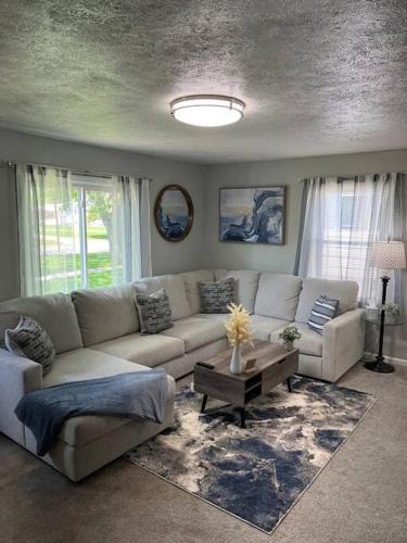Port Clinton House | Captains Cove
