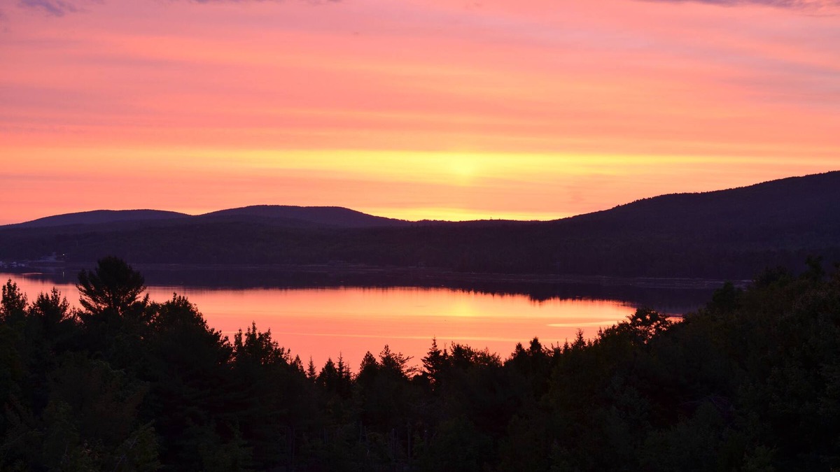 Hall Quarry House | Captains Quarters-Modern ocean view home near Acadia & Bar Harbor.