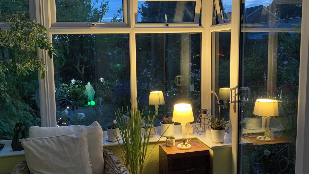 Amesbury House | Captivating 2-bed House in Amesbury, Salisbury