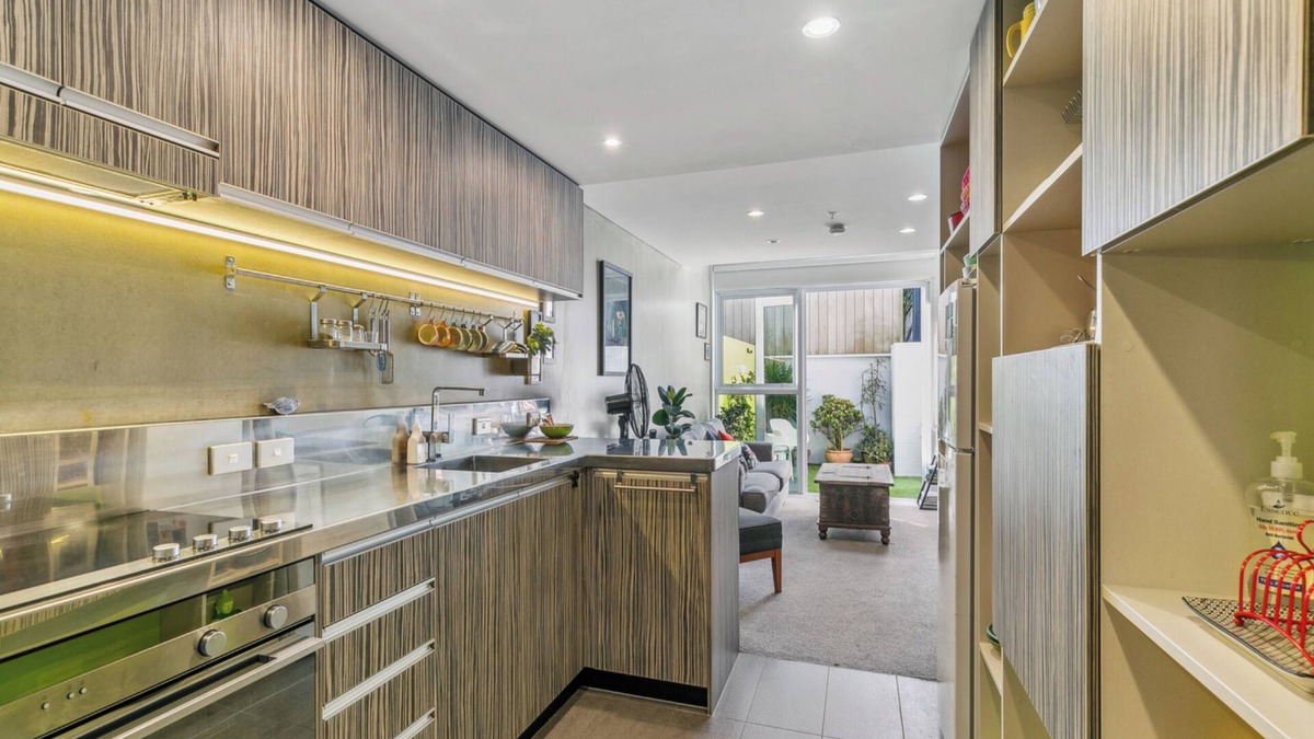 Wellington Cottage | Captivating Canvas - Wellington Central Apartment