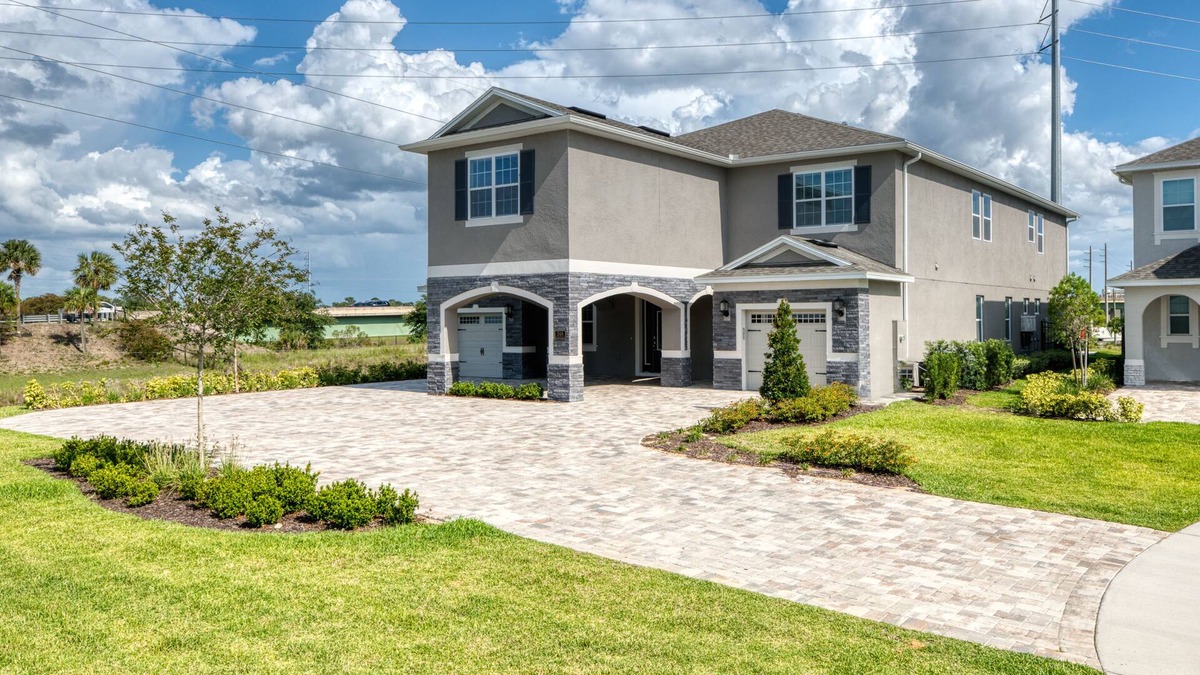 Galilee House | Captivating Home with Games & Themed Rooms near Disney by Rentyl - 348S