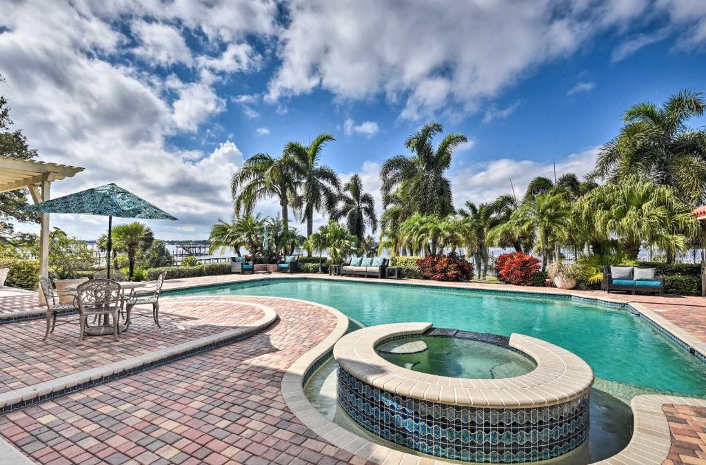 Daytona Beach Villa | Captivating Luxury Villa with Private Beach!
