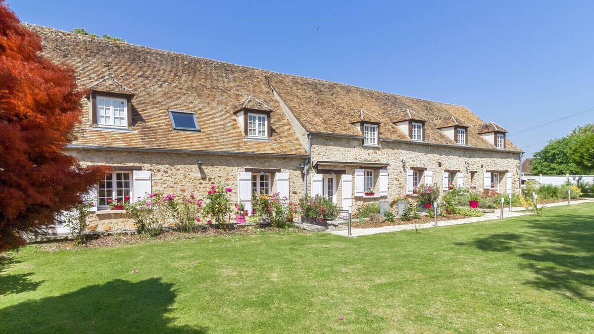 Petit Moisenay House | Capucine Suite - Domaine des Trois Châteaux