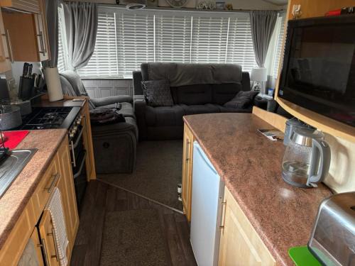Laugharne Resort | Caravan AH26