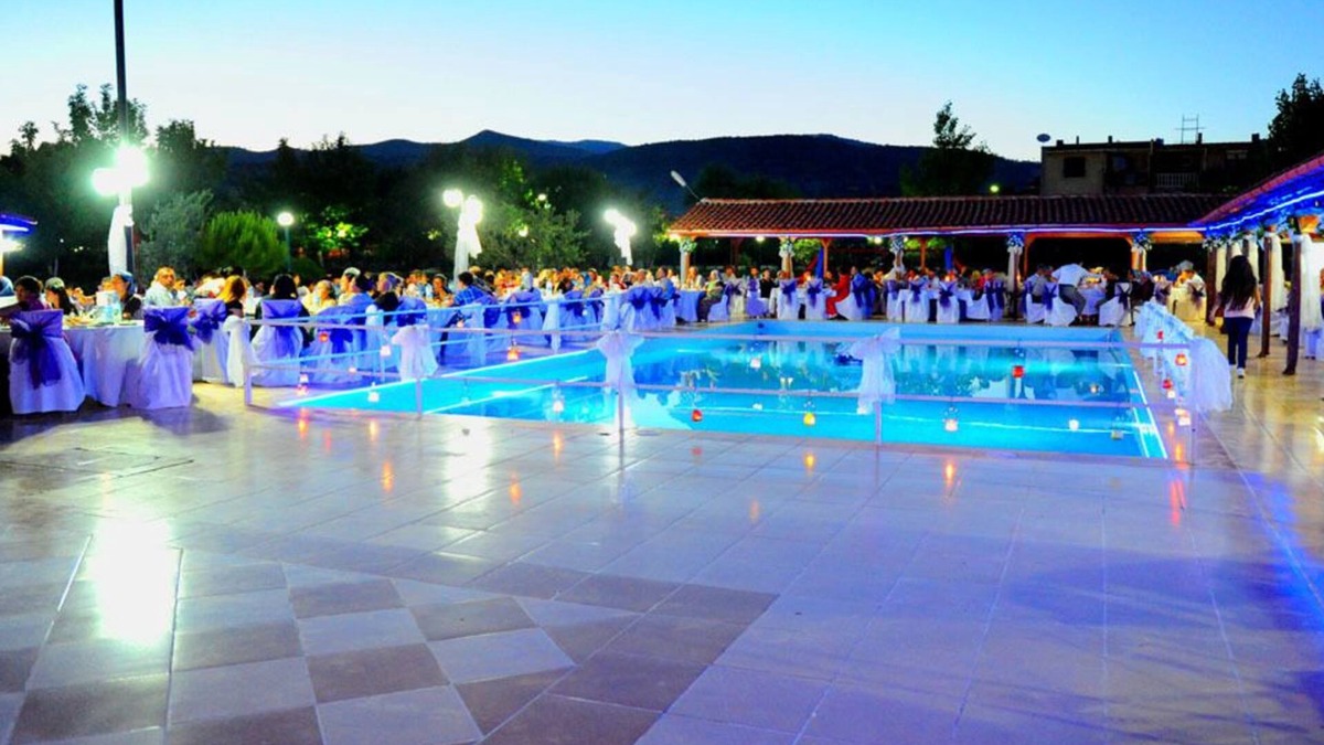 Bergama RV Rental | Caravan Camping