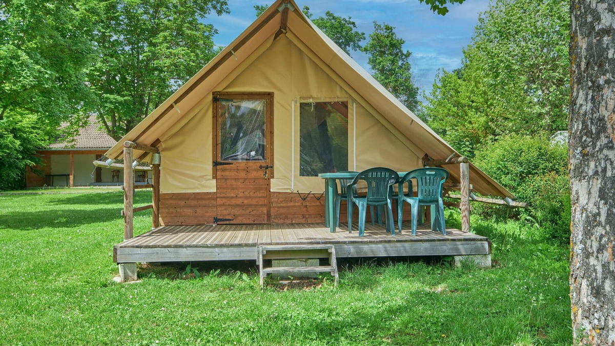 Mens RV Rental | Caravan "Tente 4 Personnes" with Shared Pool & Shared Terrace