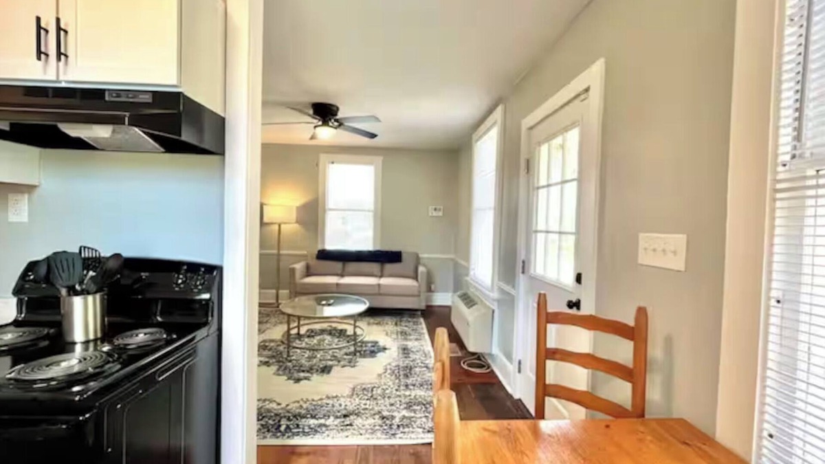 Beaufort Cottage | Cardinal Cottage - Sleeps 4