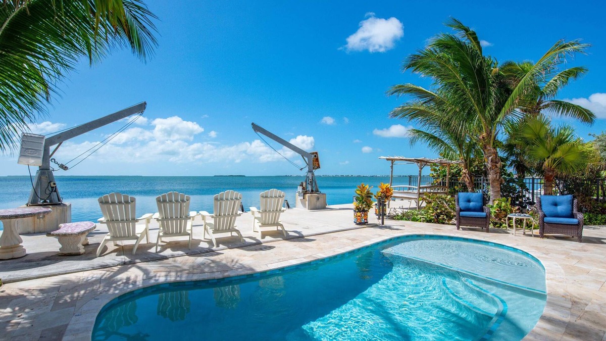 Summerland Key House | Caribbean Cabana: Your Perfect 3BR Oceanfront Retreat with Dockage, Pool and Breathtaking Views!