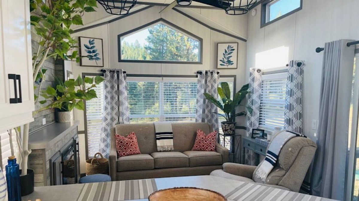 Coeur d'Alene Cabin | Caribou Ridge at Lake Coeur d'Alene