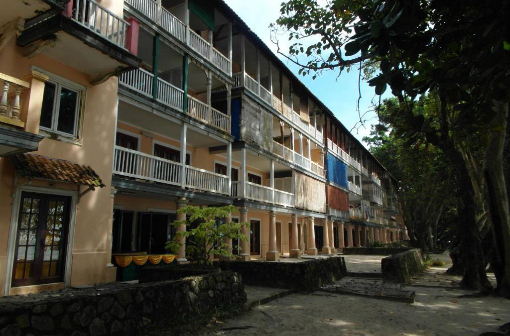 Carita Apartment | Carita Beachside Condo