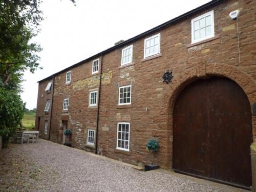 Carlisle House | Carleton Mill Cottage