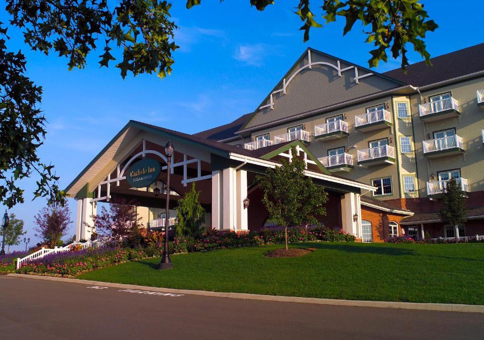 Sugarcreek Hotel | Carlisle Inn