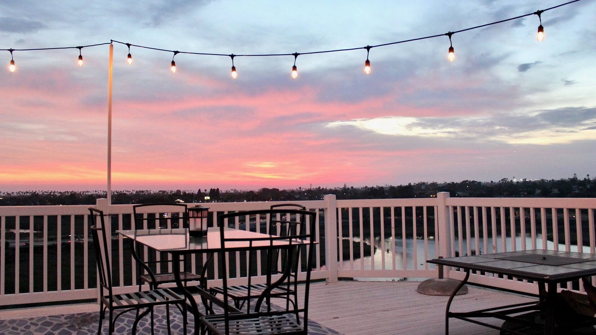 Olde Carlsbad House | Carlsbad Overlook, 2bed/1bath, newly renovated