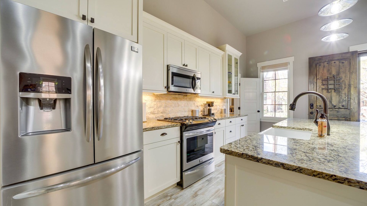 Eufaula Cottage | Carlton Landing Retreat w/Eufaula Lake Access!