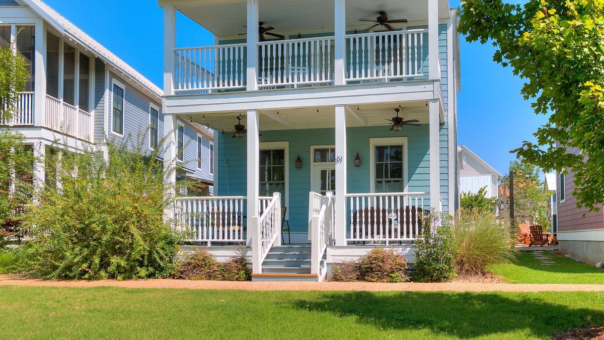 Eufaula Cottage | Carlton Landing! Charming Three Bedroom Cottage