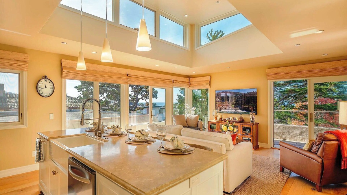 Golden Rectangle Apartment | Carmel Penthouse - Ocean Views, 2-bedroom, A/C, WiFi