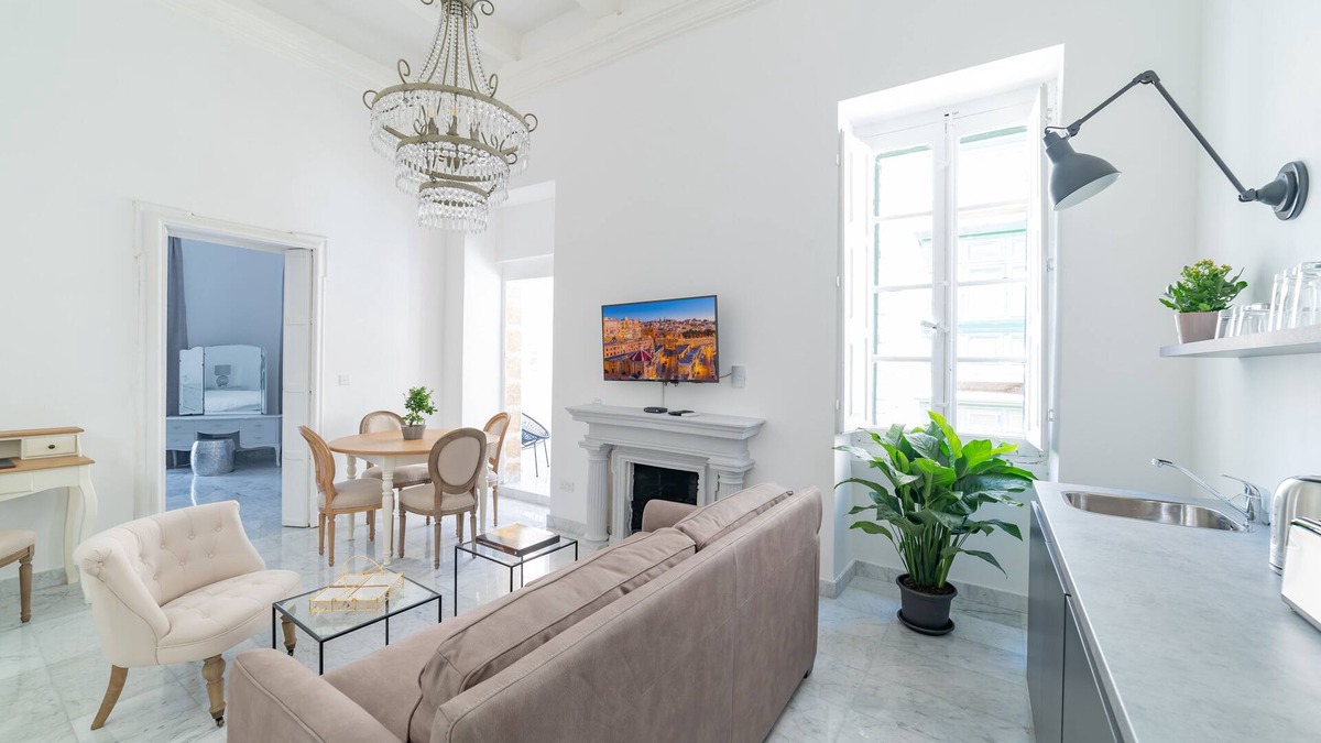 Valletta Apartment | Carmelita self catering cool townhouses