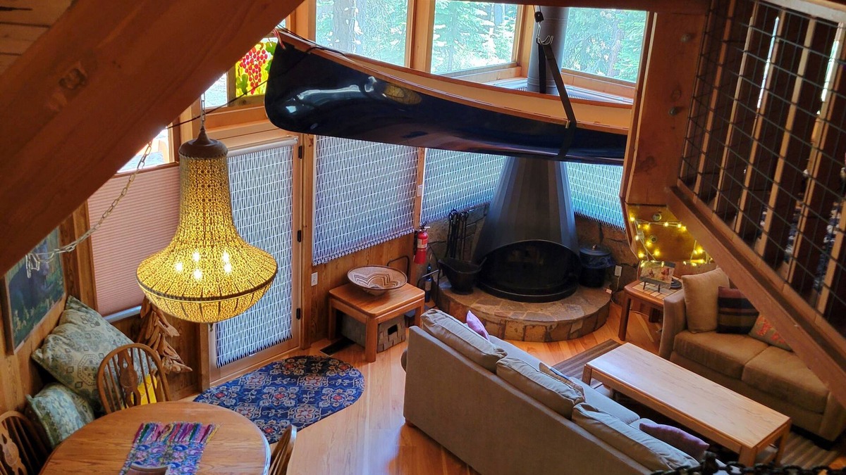 Carnelian Bay House | Carnelian Bay cabin - block away from Lake Tahoe, 15 minutes from ski areas